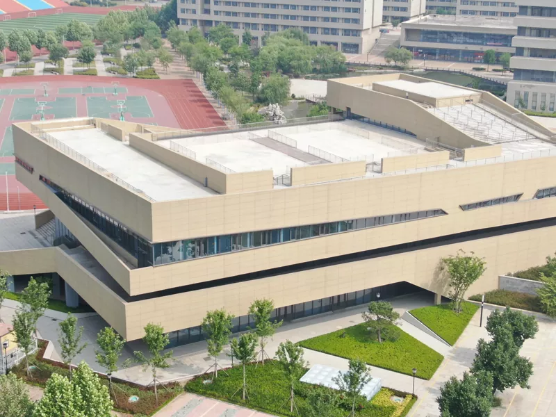 Zergatik aukeratu Eskola altzairuzko eraikin bat zure hurrengo campuseko proiekturako?