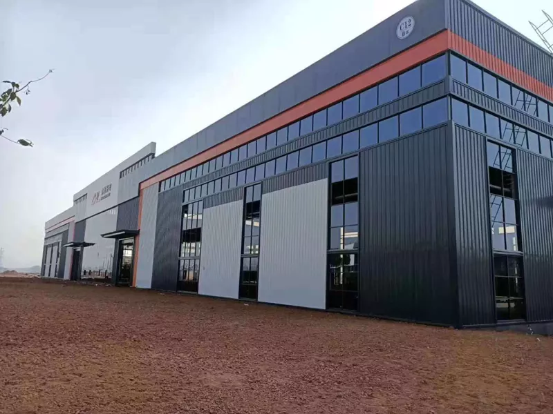 Logistika altzairuzko biltegiaren eraikinak